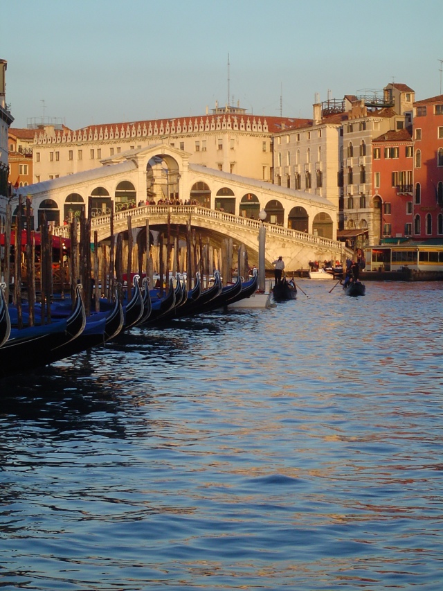 07 Venice Rialto Bridge